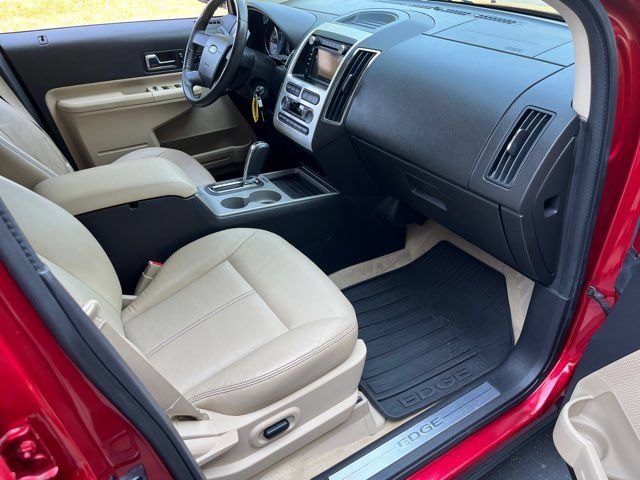 Used 2010 Ford Edge Limited AWD/4WD image 7