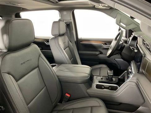 Used 2025 GMC Sierra 1500 Denali w/ Denali Reserve Package AWD/4WD image 34