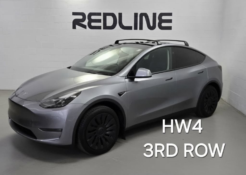 Used 2025 Tesla Model Y Long Range AWD/4WD image 1