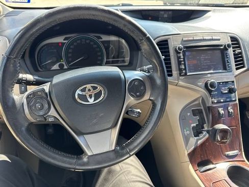 Used 2013 Toyota Venza XLE w/ XLE Premium Pkg FWD image 13