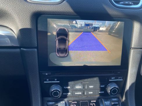 Used 2017 Porsche 718 Boxster S image 16