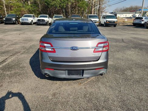 Used 2014 Ford Taurus Limited w/ Equipment Group 301A image 7