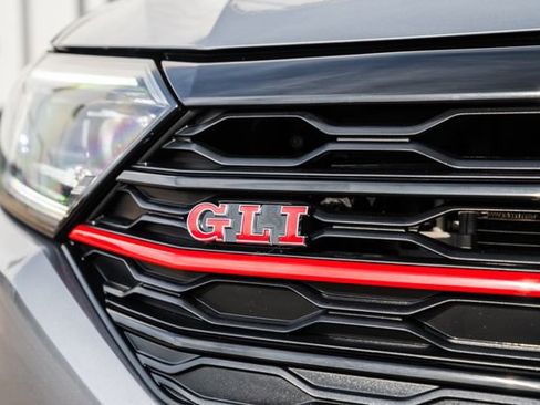 Used 2020 Volkswagen Jetta GLI Autobahn image 23