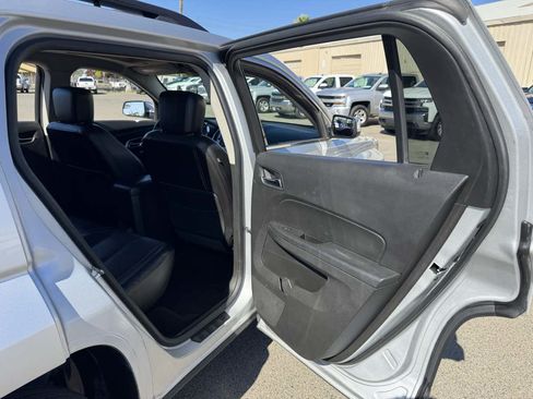 Used 2014 GMC Terrain SLT w/ Chrome Appearance Package FWD image 17