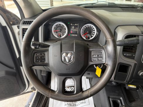 Used 2015 RAM 2500 Tradesman w/ Chrome Appearance Group AWD/4WD image 10