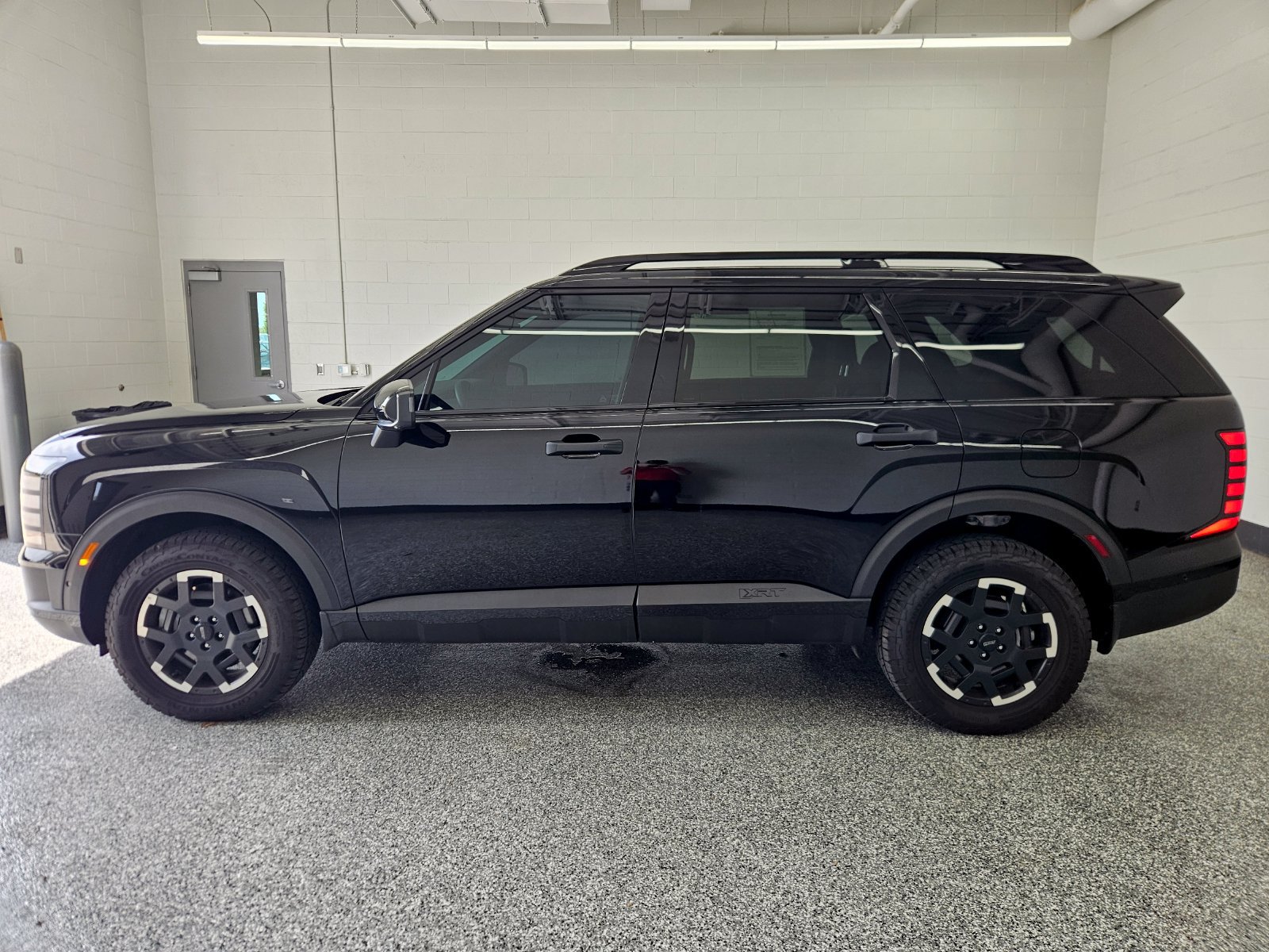 Used 2026 Hyundai Palisade XRT Pro AWD/4WD image 2