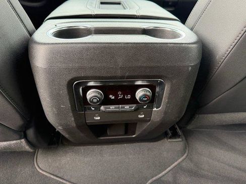 Used 2024 Chevrolet Tahoe LT w/ Luxury Package image 19