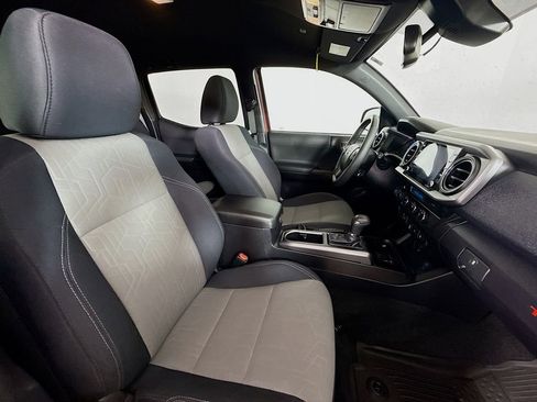 Certified 2021 Toyota Tacoma TRD Sport image 25