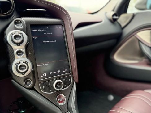 Used 2018 McLaren 720S image 29