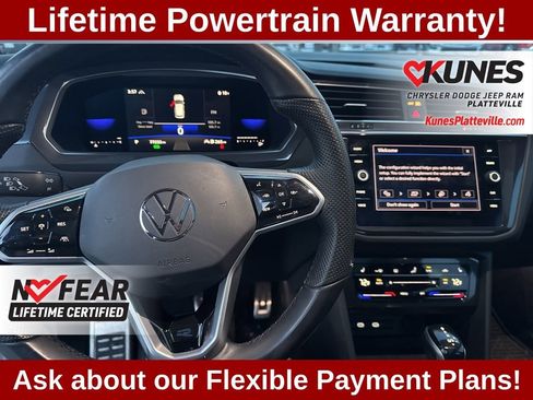 Used 2022 Volkswagen Tiguan SE R-Line image 15