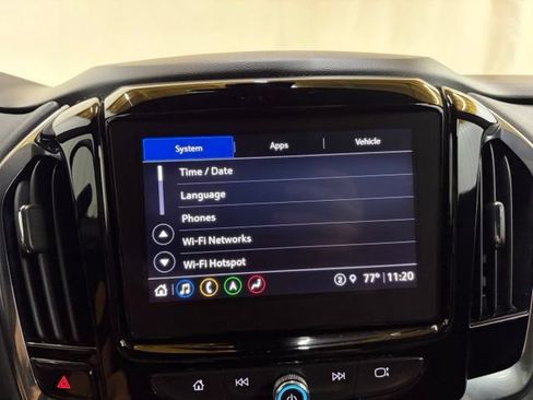 Used 2023 Chevrolet Traverse RS AWD/4WD image 75