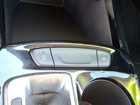 Used 2025 Chevrolet Trax ACTIV w/ Driver Confidence Package image 23