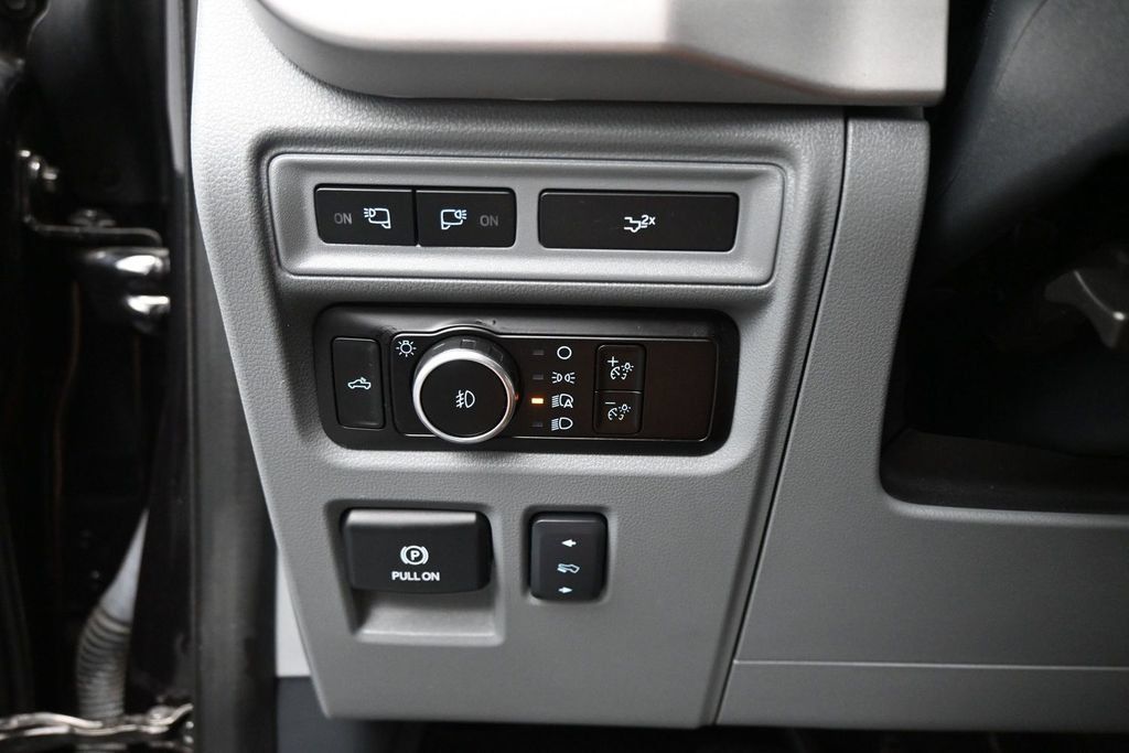 Used 2023 Ford F150 XLT w/ Equipment Group 302A High RWD image 14