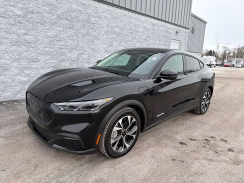 Used 2025 Ford Mustang Mach-E Select image 3