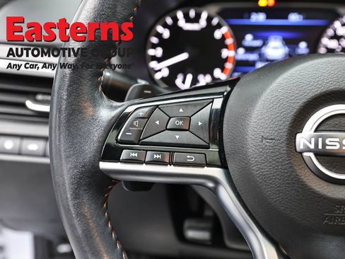 Used 2023 Nissan Altima 2.0 SR FWD image 15
