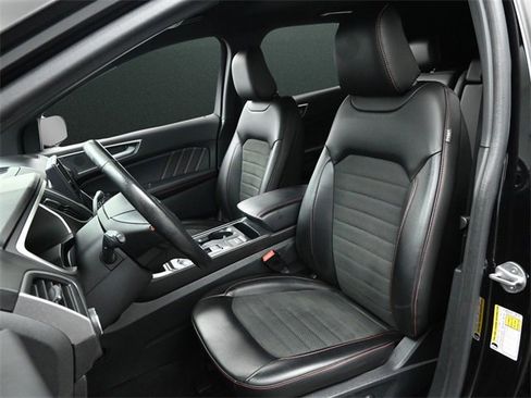 Used 2021 Ford Edge ST-Line image 12