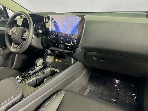 Used 2025 Lexus NX 350 AWD w/ Accessory Package (2T) image 35