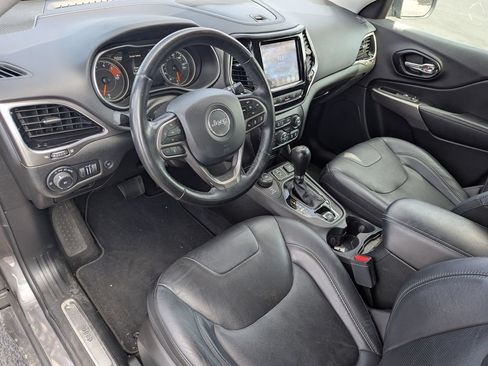 Used 2021 Jeep Cherokee Limited AWD/4WD image 23