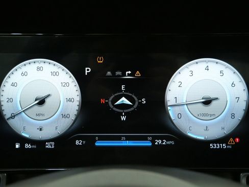 Used 2024 Hyundai Elantra Limited FWD image 16
