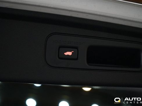Used 2023 Honda Odyssey Touring image 36