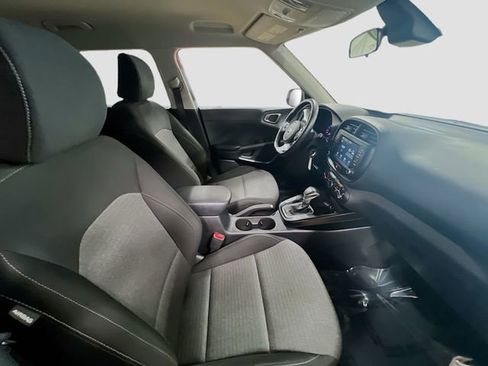 Used 2020 Kia Soul GT-Line image 25