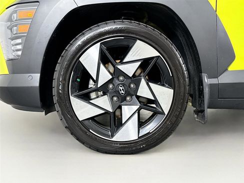 Used 2024 Hyundai Kona Limited FWD image 46
