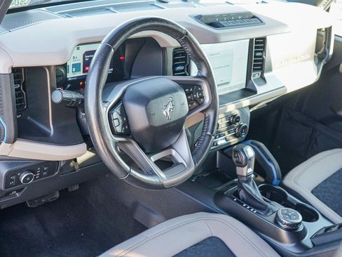 Certified 2022 Ford Bronco Wildtrak AWD/4WD image 9