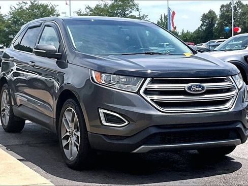Used 2017 Ford Edge Titanium w/ Equipment Group 301A FWD image 1