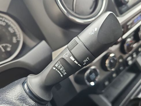 Used 2018 Toyota Tacoma Limited AWD/4WD image 26