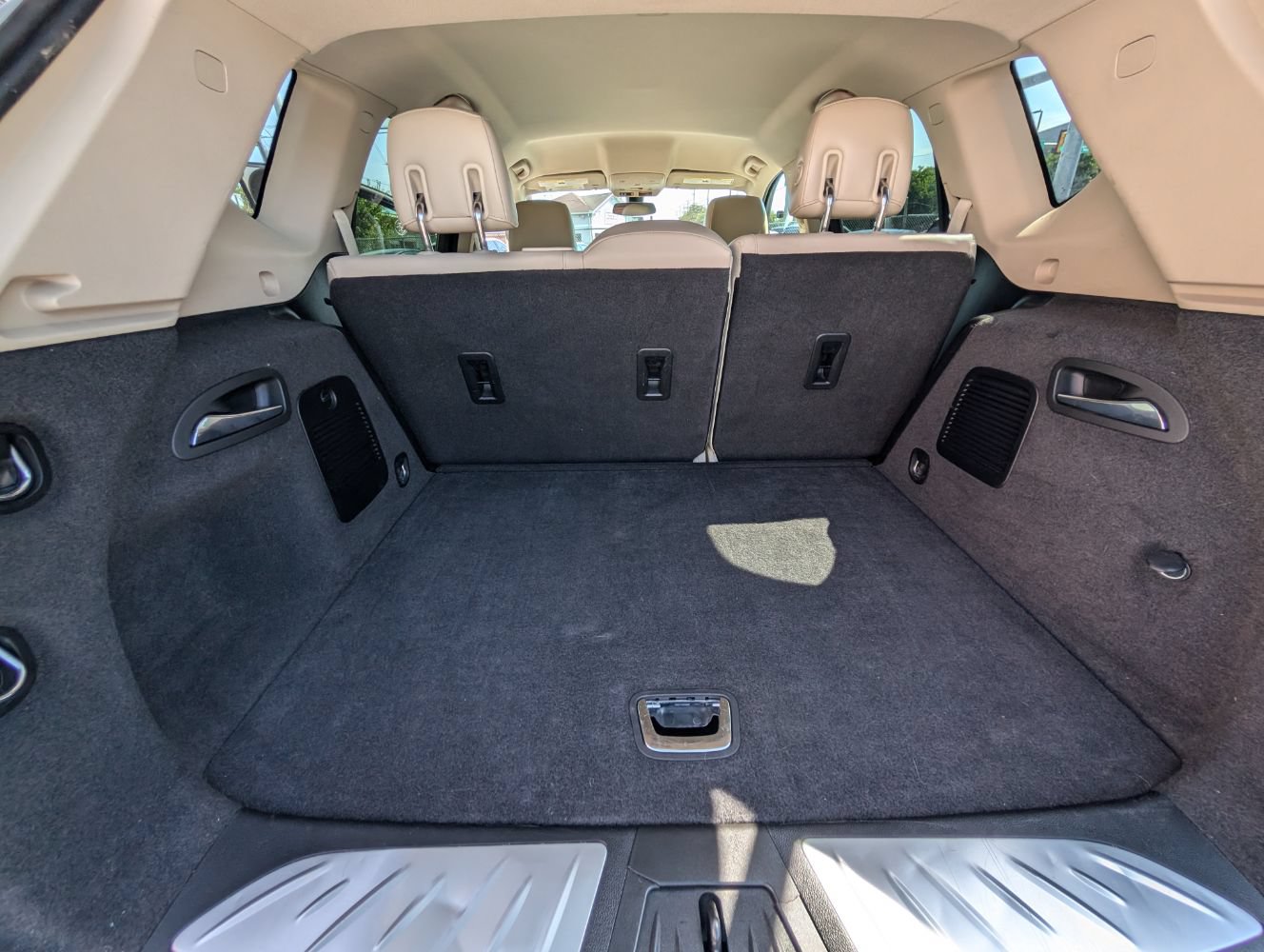 Used 2018 Buick Envision Essence AWD/4WD image 19