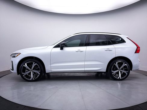 Used 2023 Volvo XC60 B5 Ultimate w/ Protection Package AWD/4WD image 47