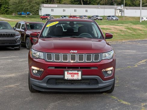 Certified 2021 Jeep Compass Latitude image 9