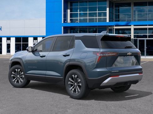 New 2026 Chevrolet Equinox LT image 3