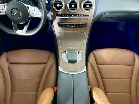 Used 2022 Mercedes-Benz GLC 300 image 16