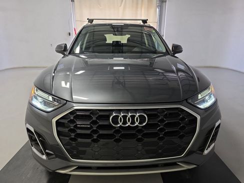 Used 2022 Audi Q5 2.0T Premium w/ Convenience Package image 2