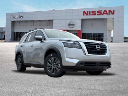 New 2025 Nissan Pathfinder SV