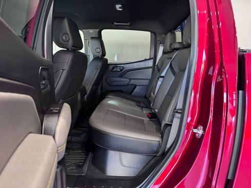 Certified 2025 Chevrolet Colorado ZR2 AWD/4WD image 11
