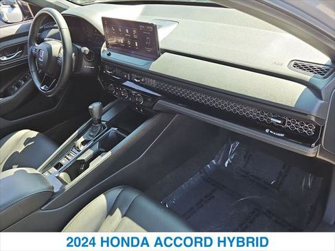Used 2024 Honda Accord Sport image 25