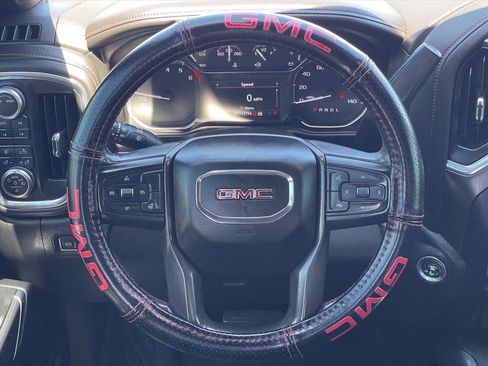 Used 2021 GMC Sierra 1500 AT4 w/ AT4 Preferred Package AWD/4WD image 13