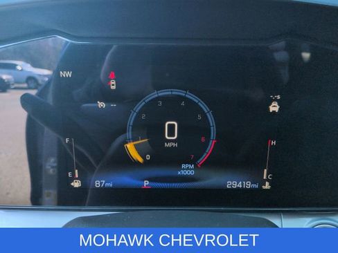 Certified 2025 Chevrolet Trax LT w/ LT Convenience Package FWD image 13