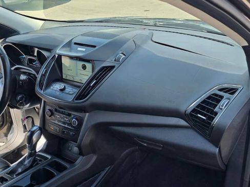 Used 2018 Ford Escape SEL image 39