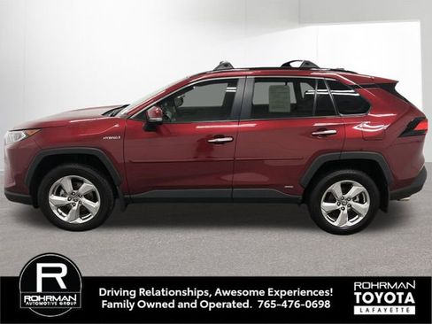 Used 2021 Toyota RAV4 Limited AWD/4WD image 3