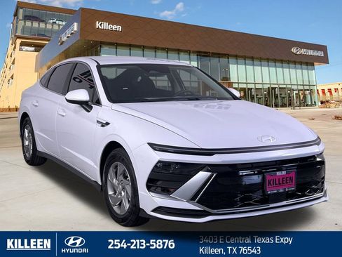 Used 2025 Hyundai Sonata SE image 11