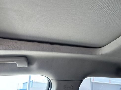 Used 2010 GMC Terrain SLE w/ Convenience Package FWD image 16