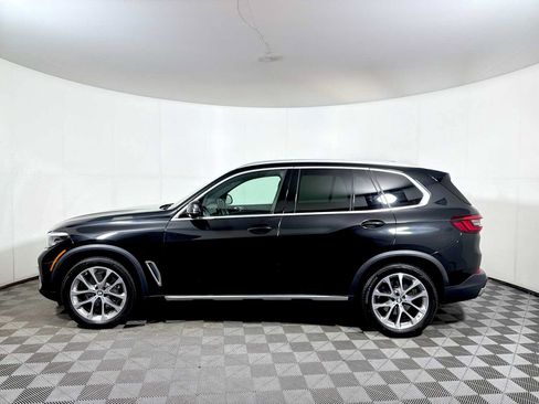 Used 2023 BMW X5 xDrive40i w/ Premium Package AWD/4WD image 4