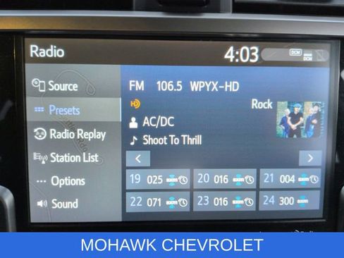 Used 2022 Toyota 4Runner SR5 AWD/4WD image 14