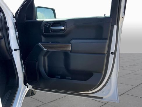 Certified 2021 Chevrolet Silverado 1500 LT w/ Fleet Comfort Package AWD/4WD image 22