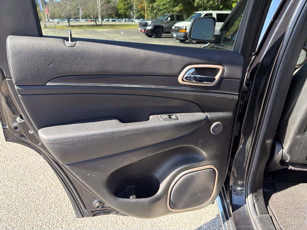 Used 2014 Jeep Grand Cherokee Summit AWD/4WD image 24