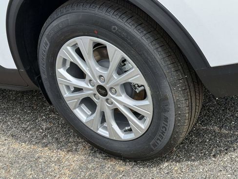 New 2026 Ford Escape Active image 9