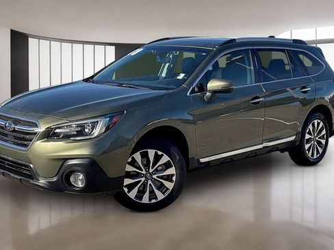 Used 2018 Subaru Outback 3.6R Touring w/ Popular Package #3 image 1